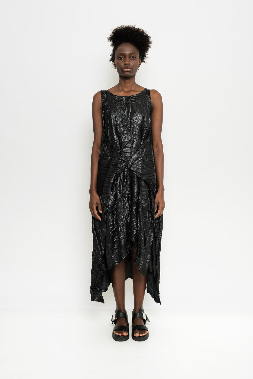 Sleeveless Metallized Pleated Dress | Barka